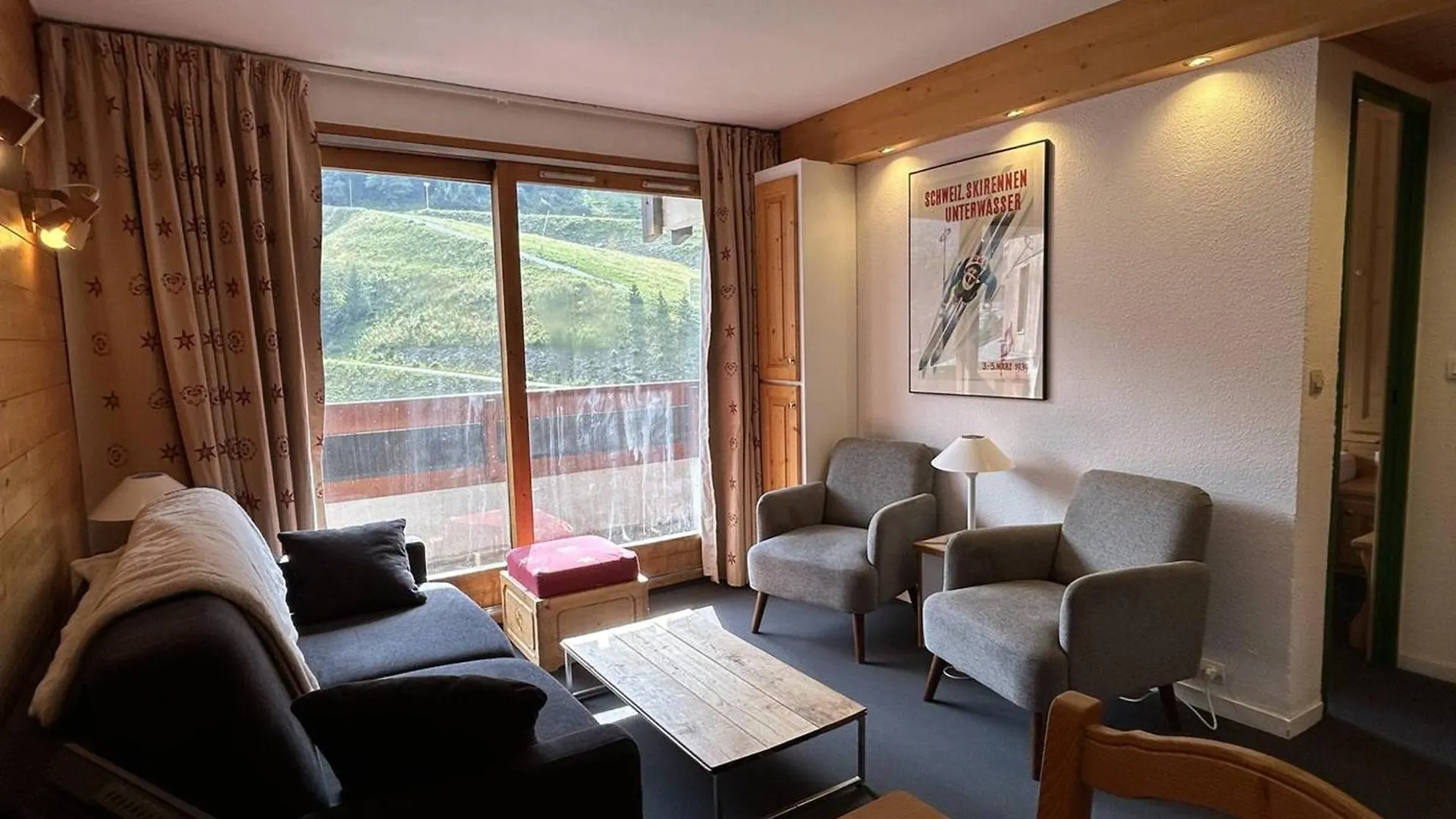 Appartement Meribel Avec Balcon, Ascenseur Et Casier A Skis - Fr-1-355-243 Les Allues Lejlighed